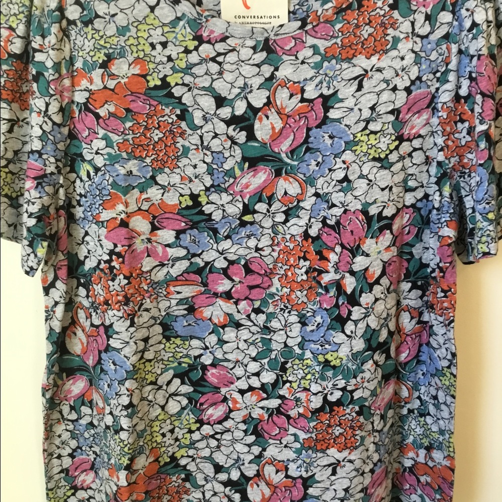 Anthro 40 of 52 Conversations Floral T-shirt - Picture 6 of 7